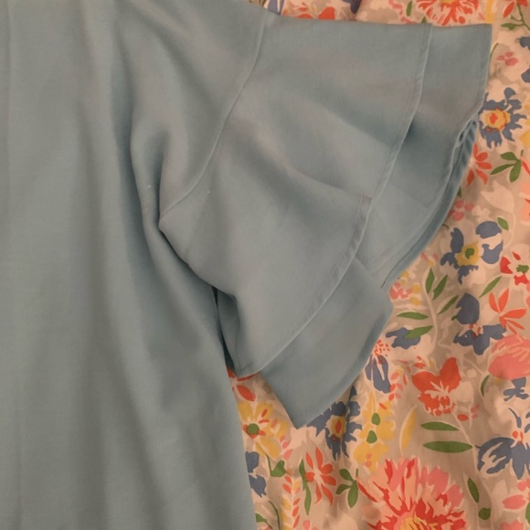 Polyester Blouses one lt blue and one off white - Picture 2 of 6